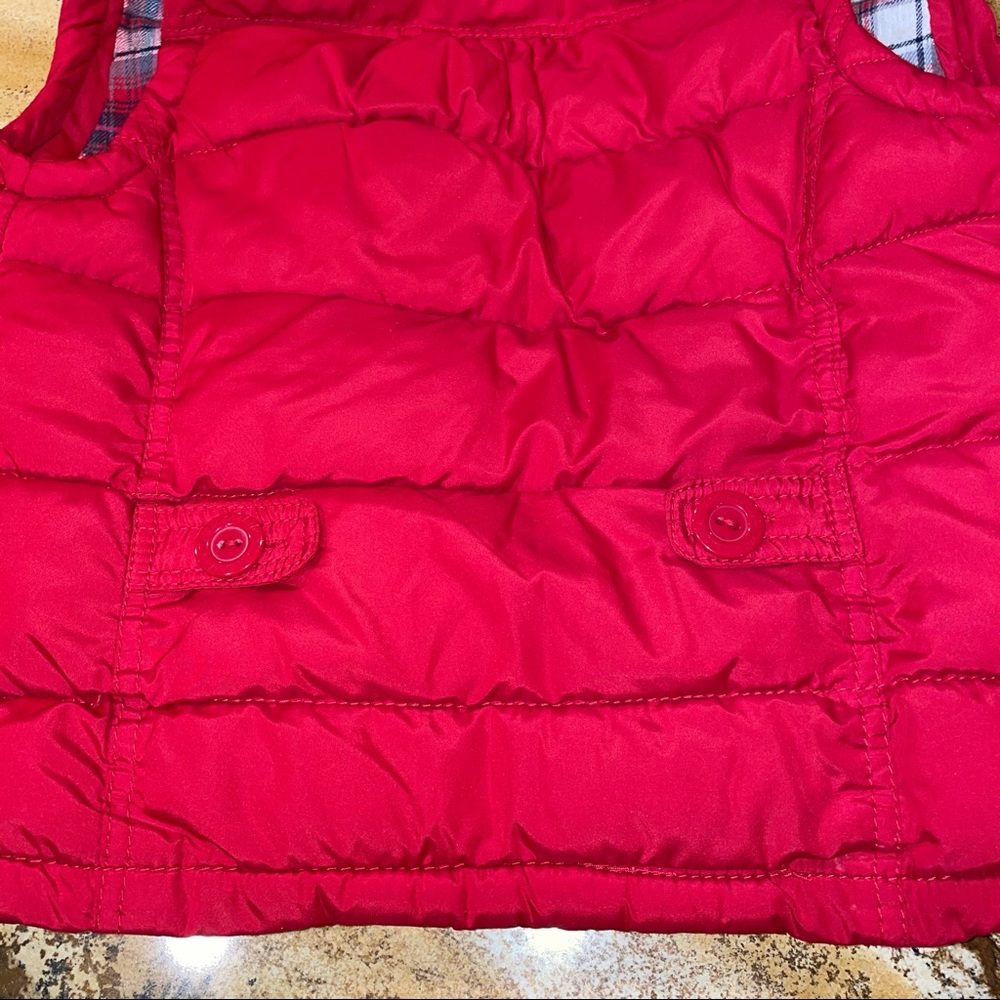 Vest - Picture 7 of 8